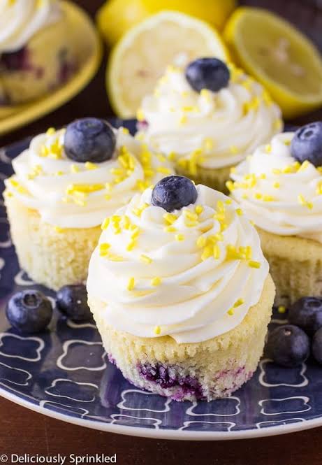 Lemon Blueberry Cupcake